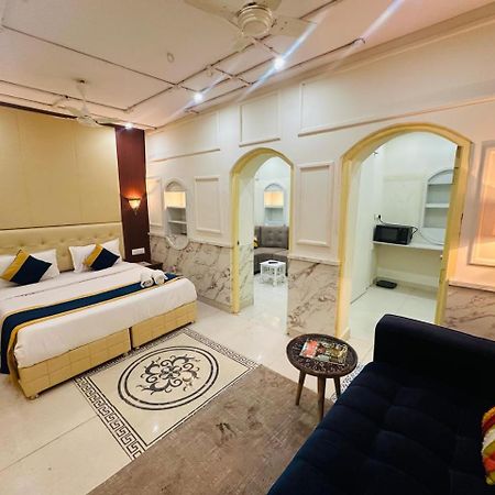 Hinduja Haveli Gulab Sagar Hotel จ๊อดปูร์ ภายนอก รูปภาพ
