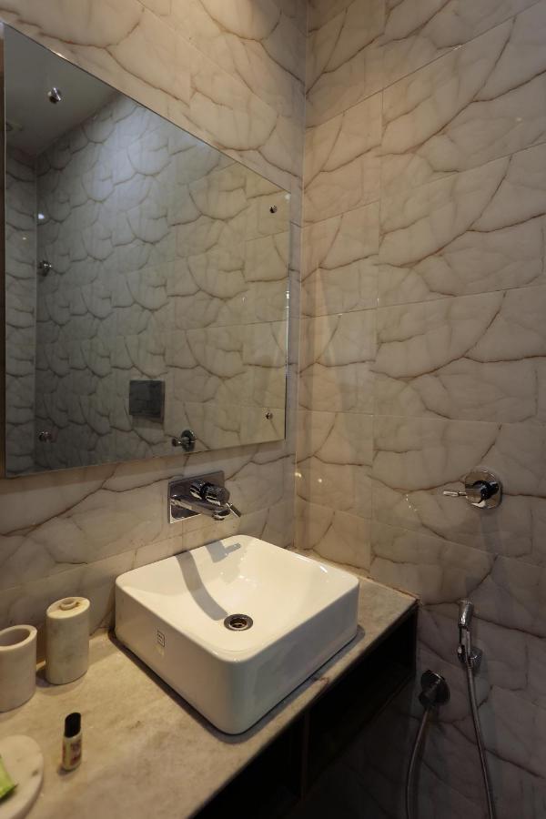Hinduja Haveli Gulab Sagar Hotel จ๊อดปูร์ ภายนอก รูปภาพ