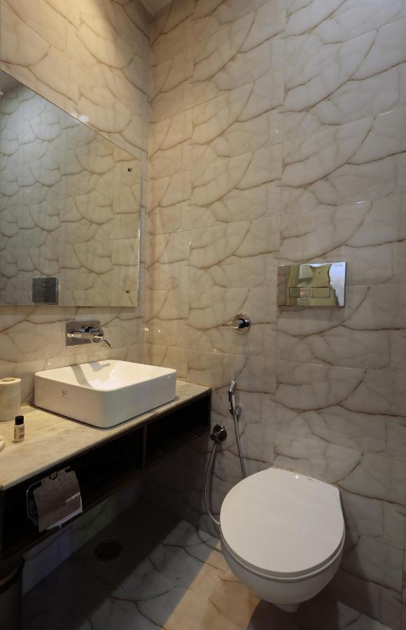 Hinduja Haveli Gulab Sagar Hotel จ๊อดปูร์ ภายนอก รูปภาพ