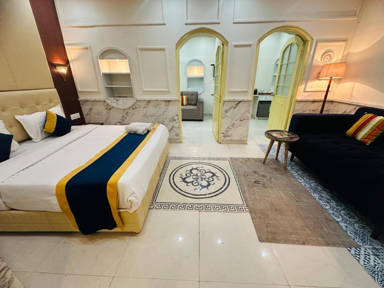 Hinduja Haveli Gulab Sagar Hotel จ๊อดปูร์ ภายนอก รูปภาพ